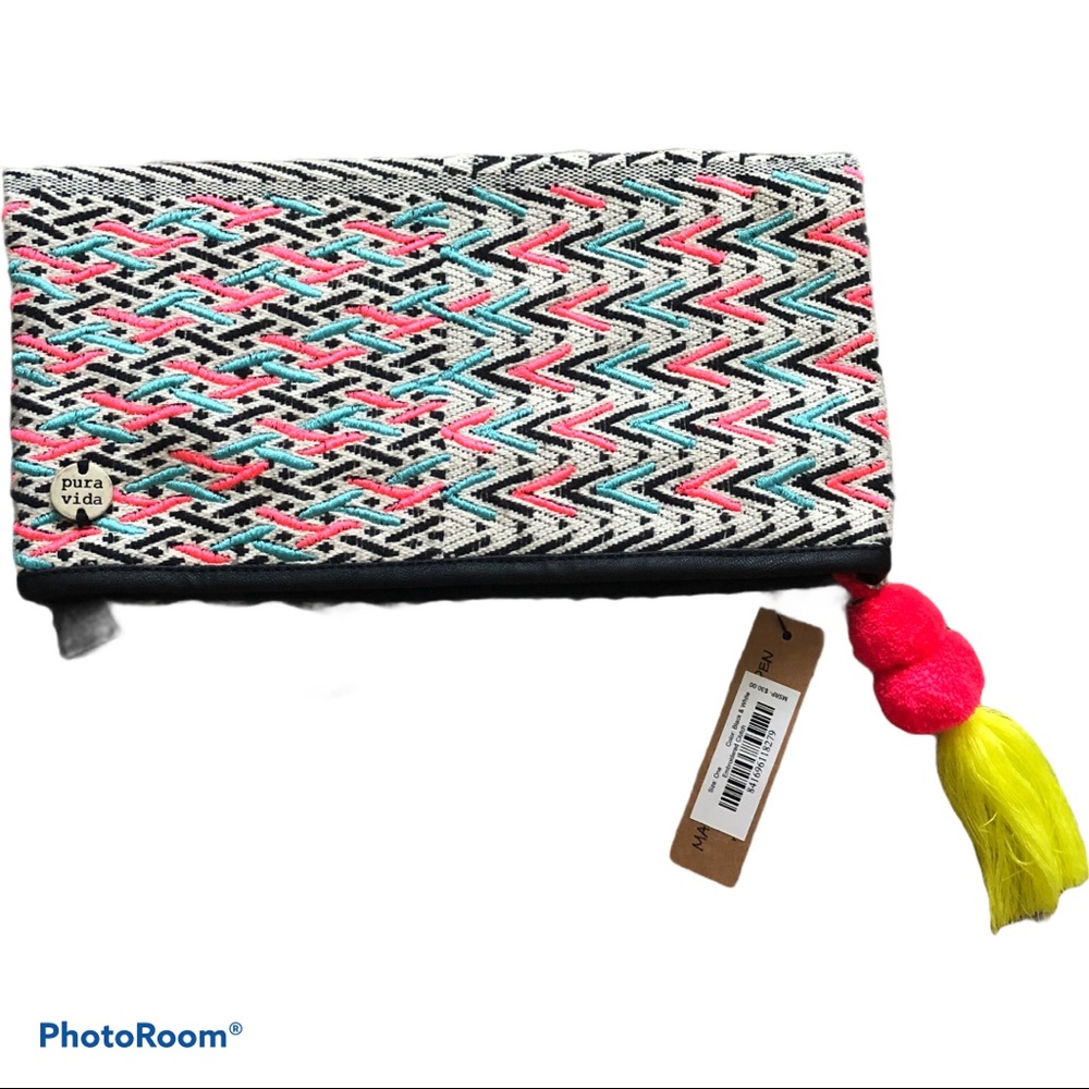 Pura Vida NWT woven tribal clutch Pom Pom tassel